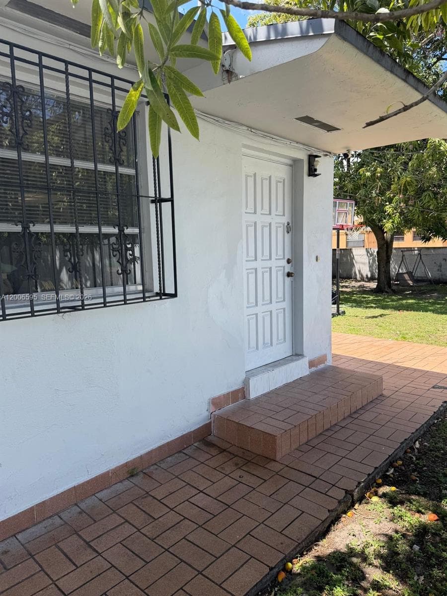 41 E 20th St, Hialeah FL 33010 — 6