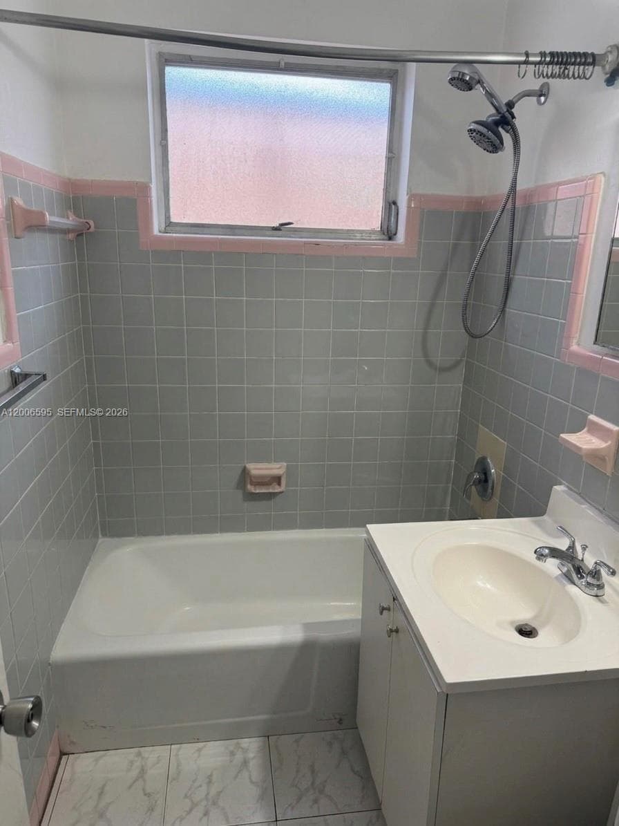 41 E 20th St, Hialeah FL 33010 — 12