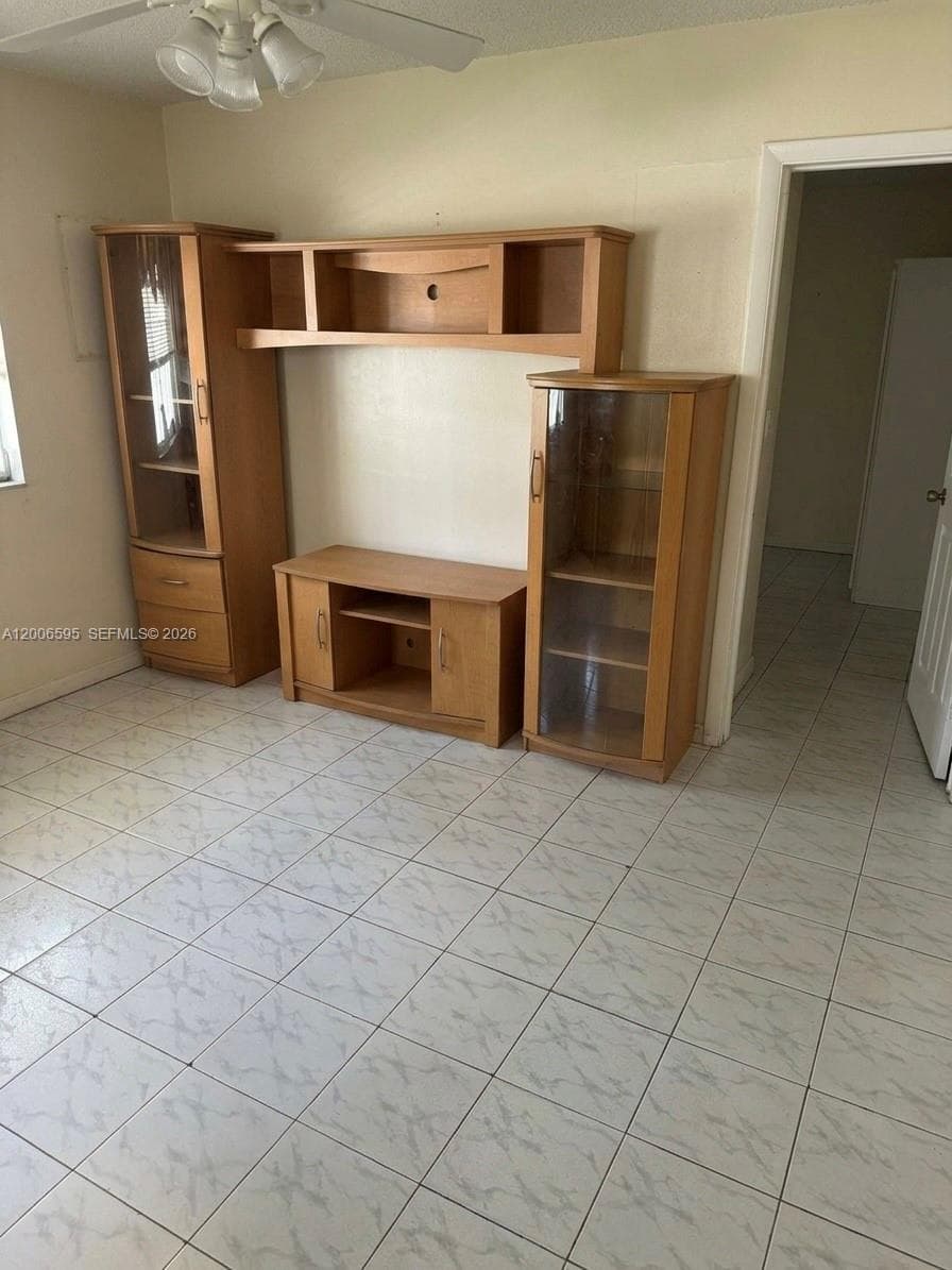 41 E 20th St, Hialeah FL 33010 — 8