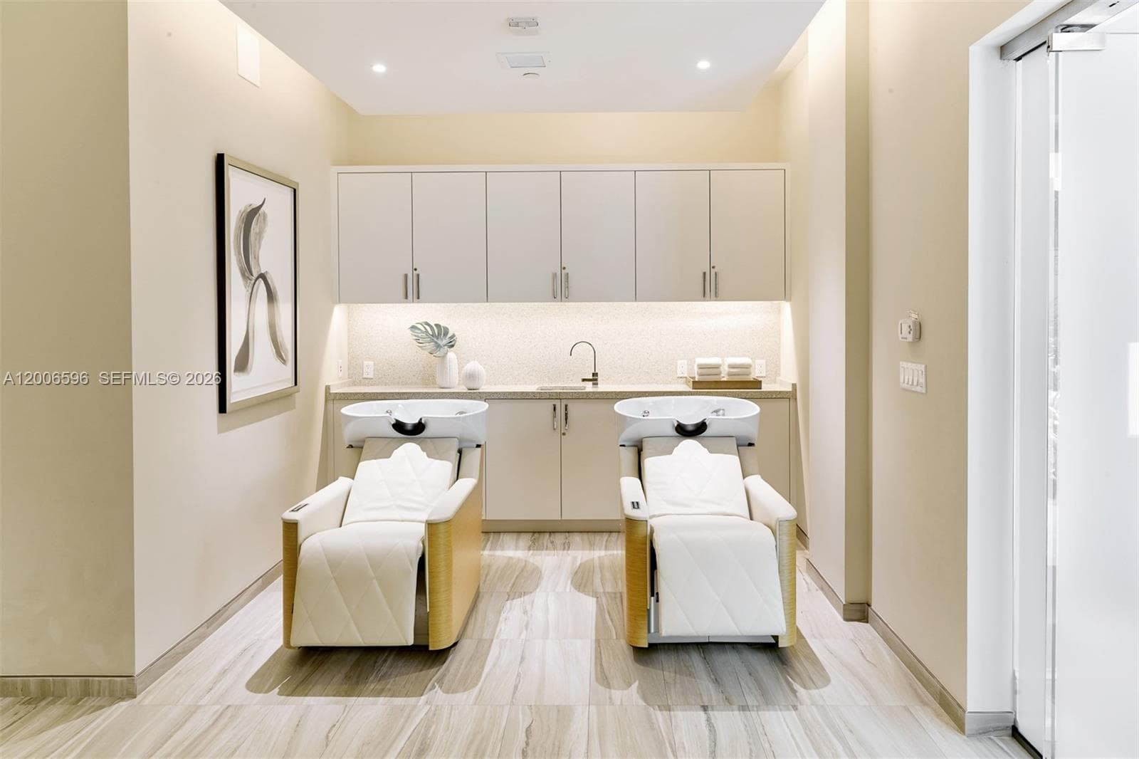 747 Crandon Blvd, Key Biscayne FL 33149 — 40