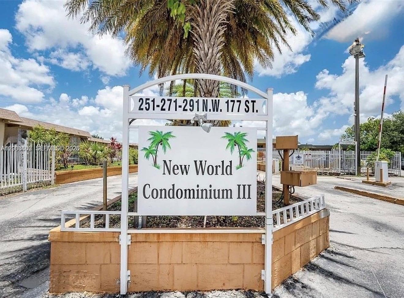 251 NW 177th St # 120, Miami Gardens FL 33169 — 1