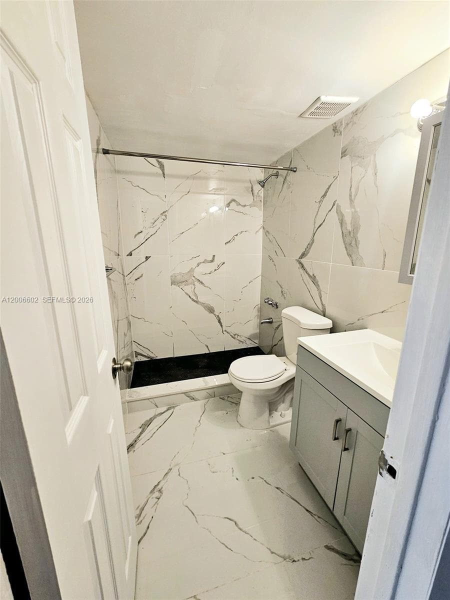 251 NW 177th St # 120, Miami Gardens FL 33169 — 5