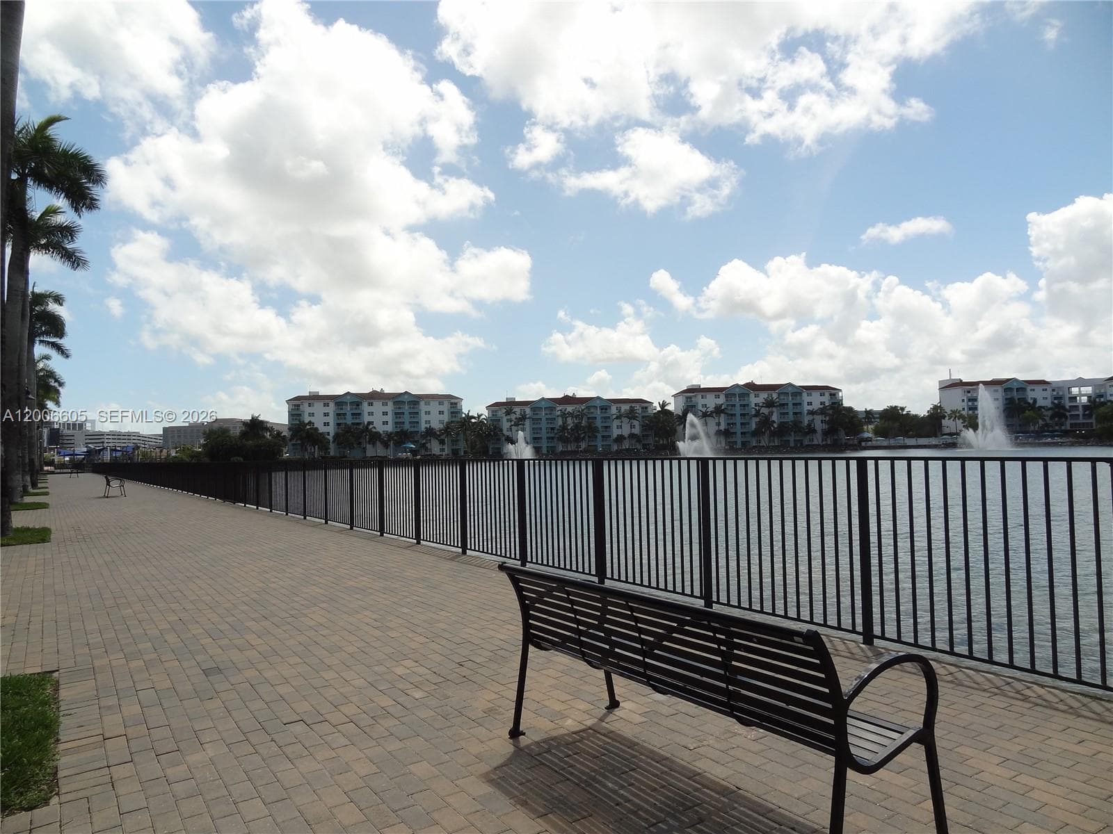 4670 NW 84th Ave # 44, Doral FL 33166 — 33