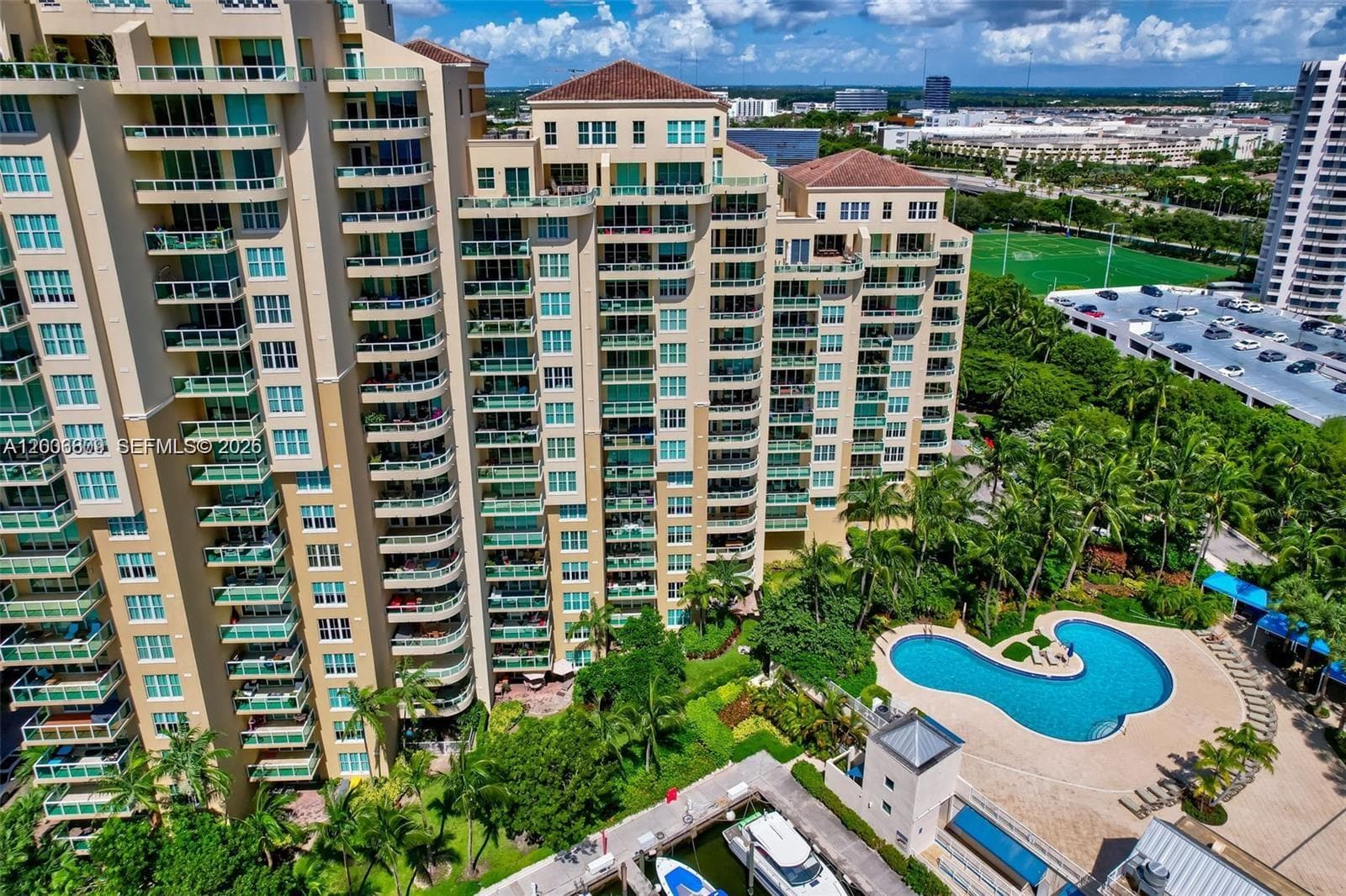 3340 NE 190th St # 403, Aventura FL 33180 — 53