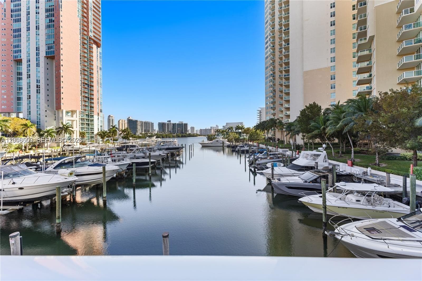 3340 NE 190th St # 403, Aventura FL 33180 — 66