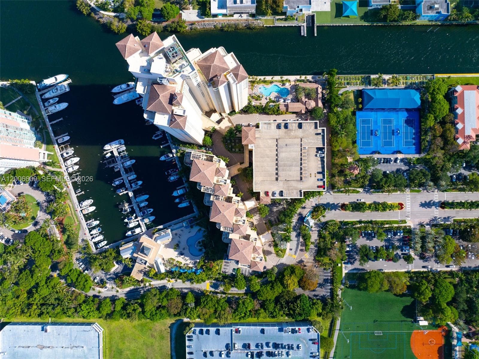 3340 NE 190th St # 403, Aventura FL 33180 — 34