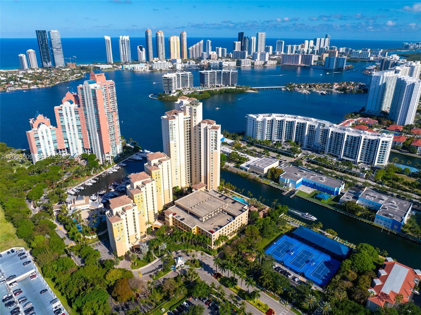 3340 NE 190th St # 403, Aventura FL 33180 — 38
