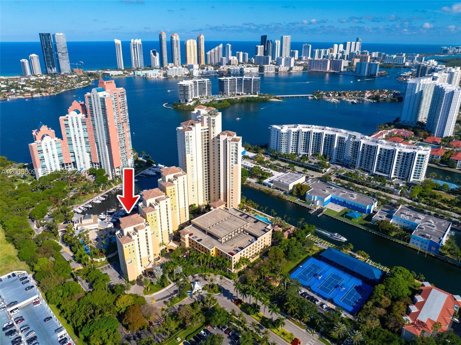 3340 NE 190th St # 403, Aventura FL 33180 — 37