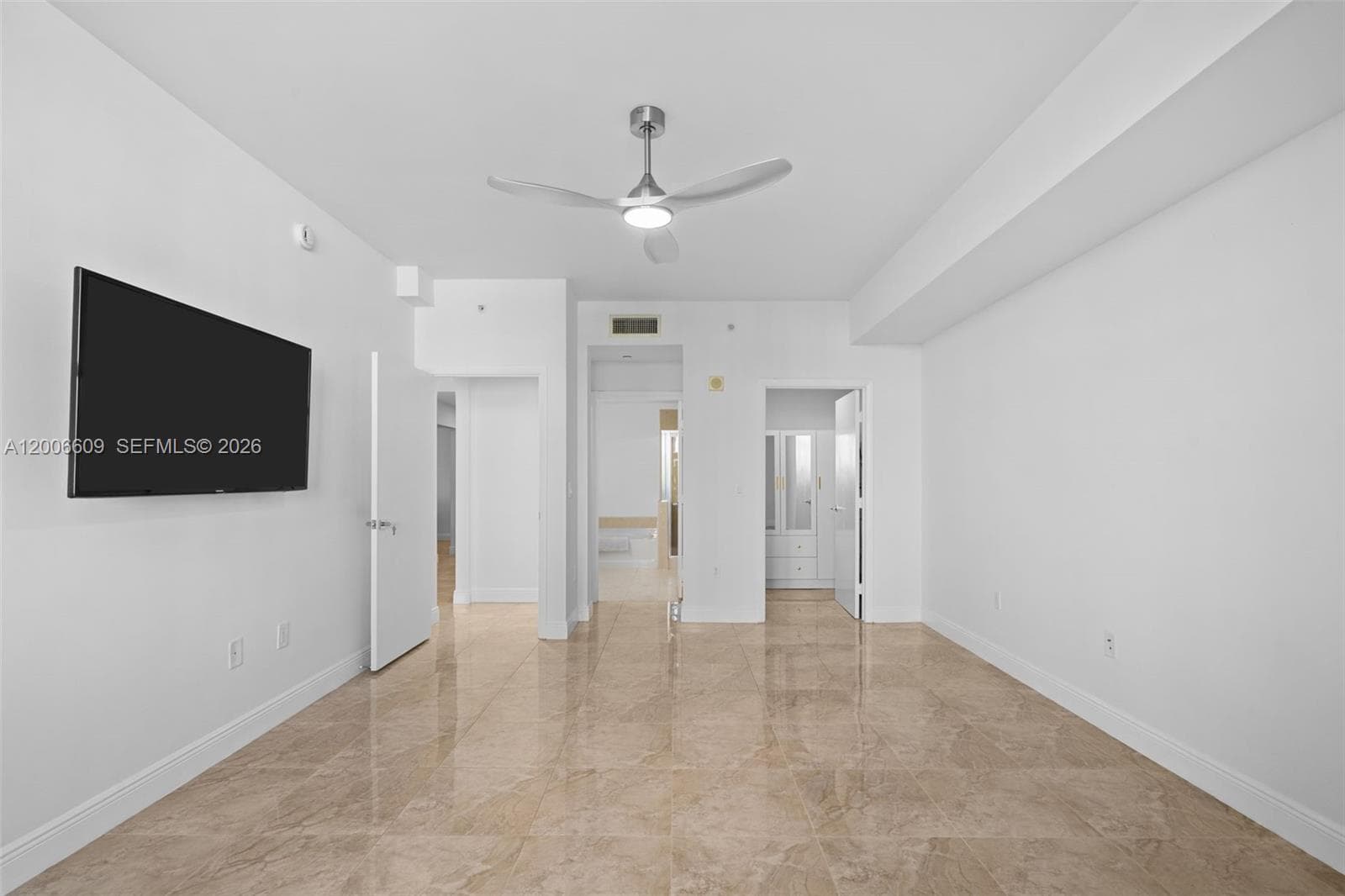 3340 NE 190th St # 403, Aventura FL 33180 — 15