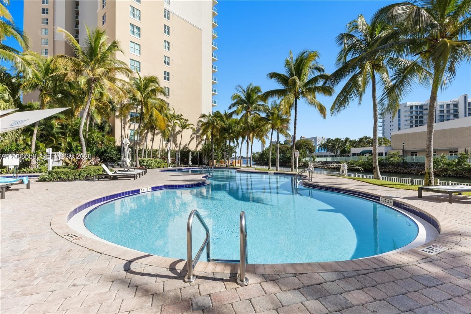 3340 NE 190th St # 403, Aventura FL 33180 — 68