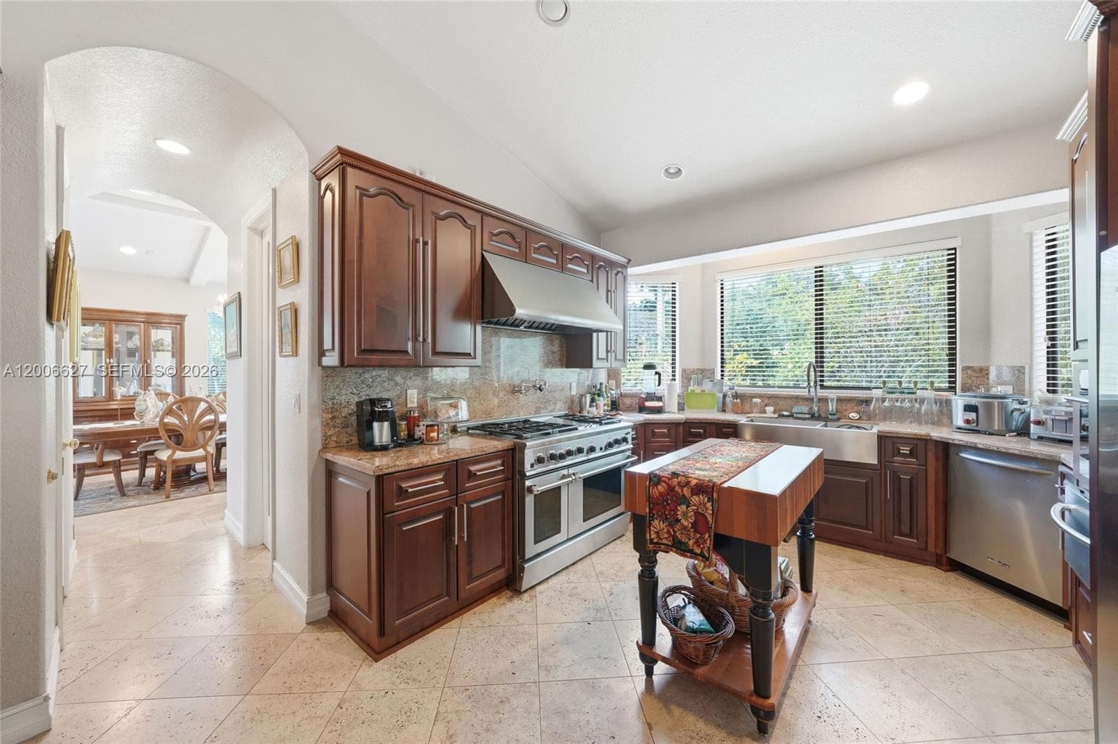 9898 NW 133rd St, Hialeah Gardens FL 33018 — 42