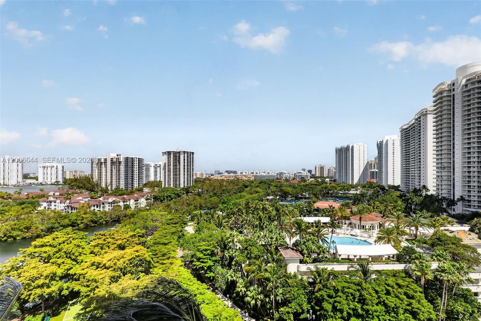 4100 Island Blvd # 904, Aventura FL 33160 — 58