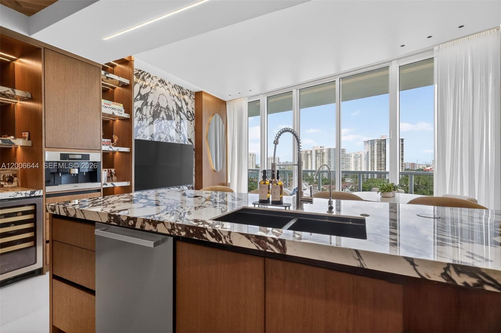 4100 Island Blvd # 904, Aventura FL 33160 — 15
