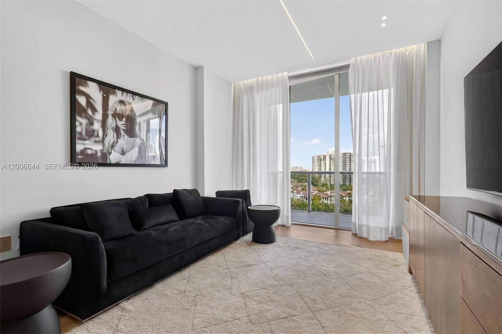 4100 Island Blvd # 904, Aventura FL 33160 — 48