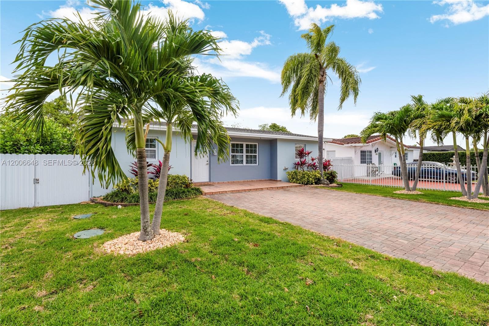 330 SW 104th Ct, Sweetwater FL 33174 — 2