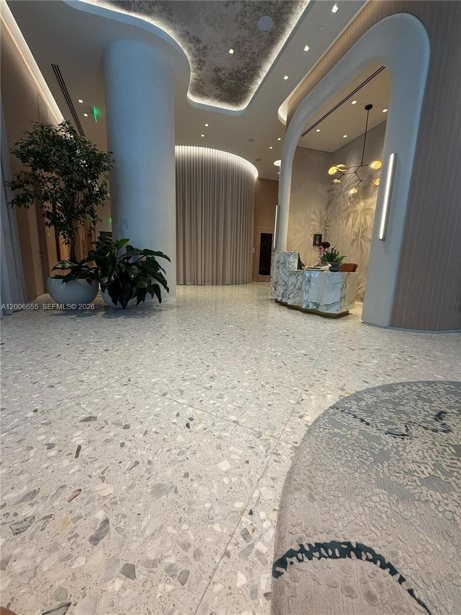 77 SE 5 Street # 1904, Miami FL 33131 — 2