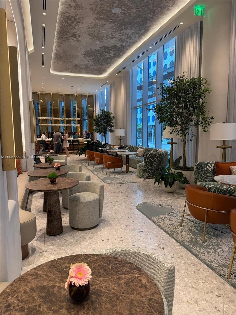 77 SE 5 Street # 1904, Miami FL 33131 — 7