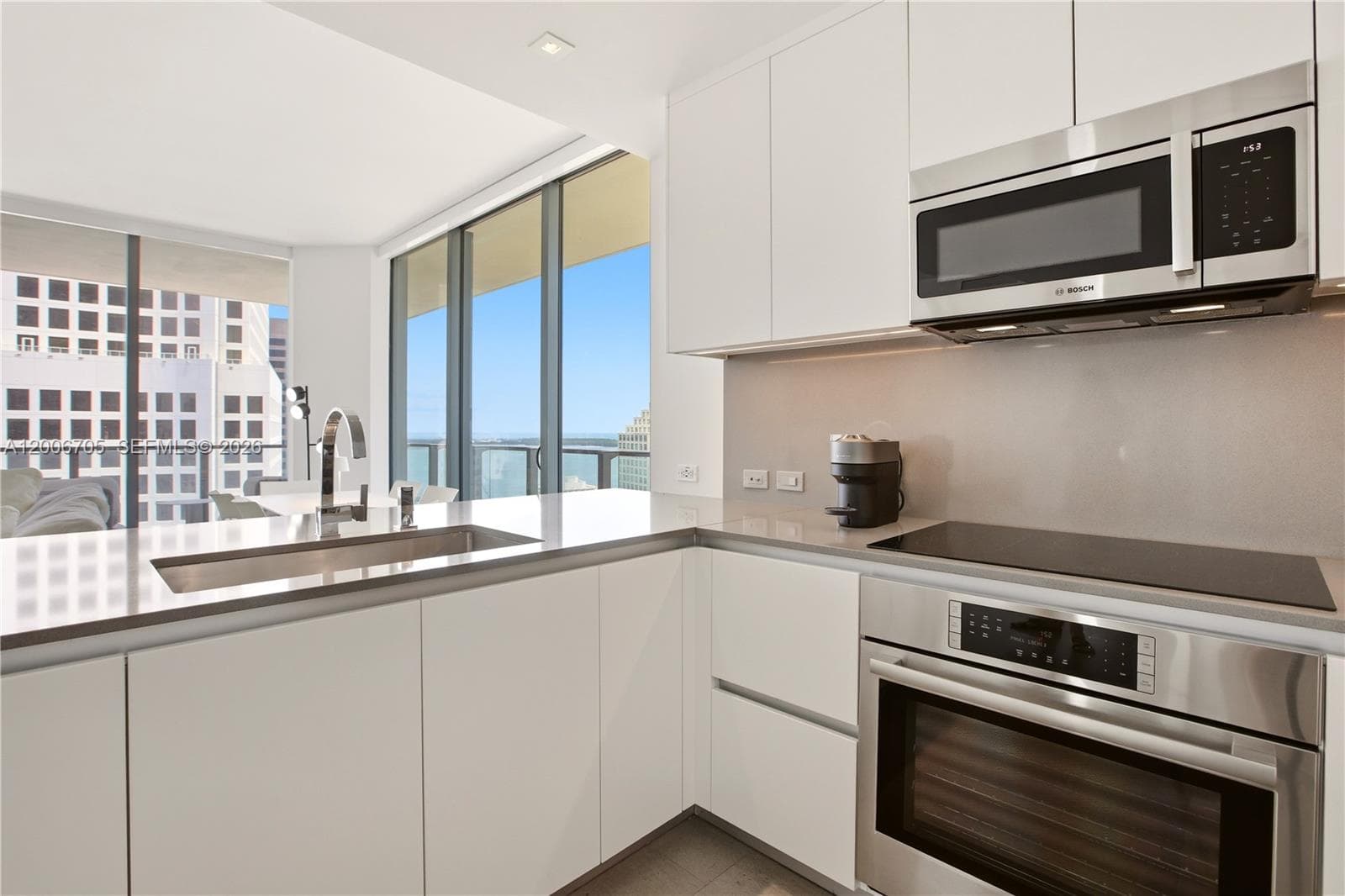 68 SE 6th St # 2701, Miami FL 33131 — 5