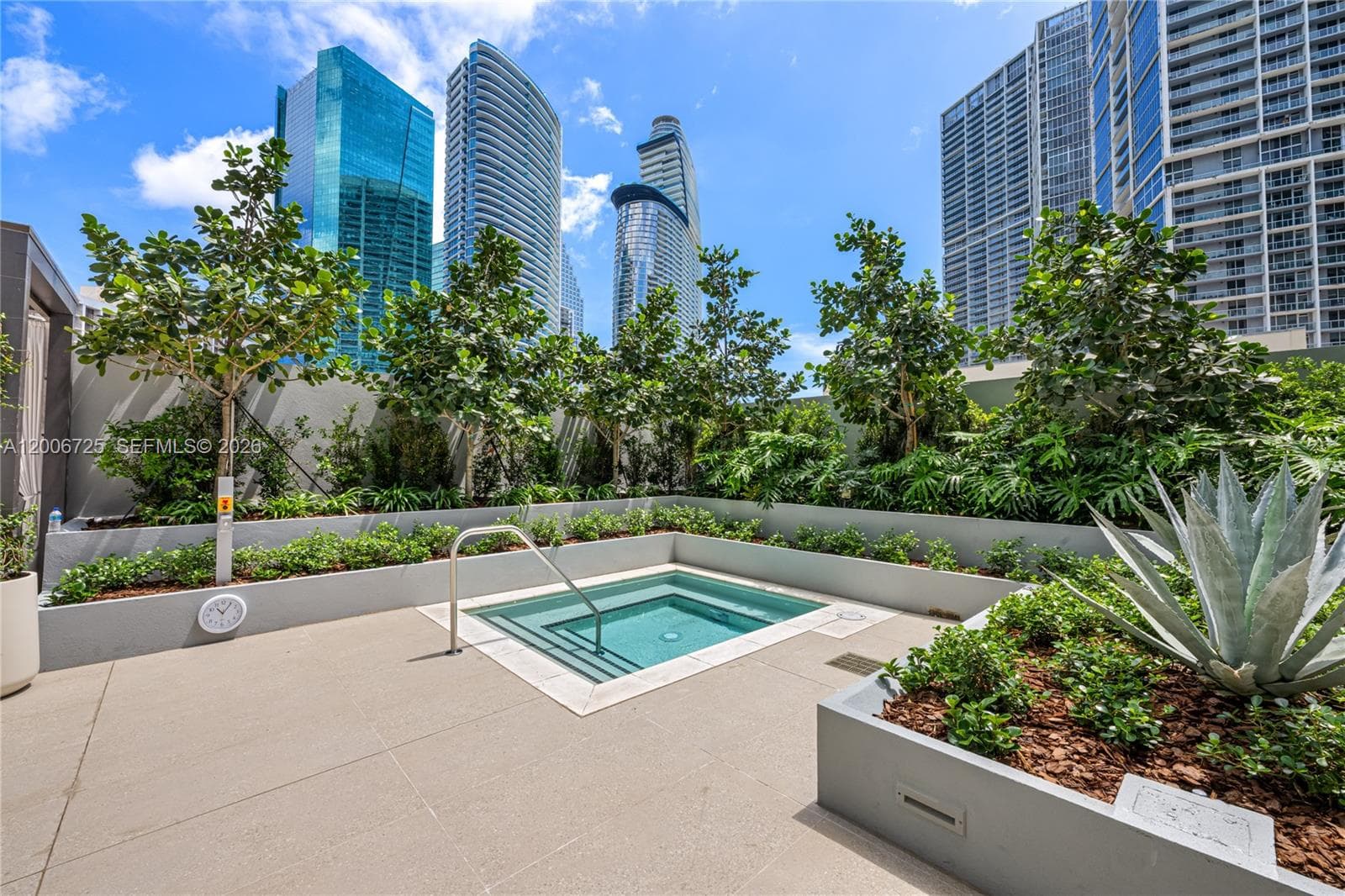 77 SE 5 # 1505, Miami FL 33131 — 12