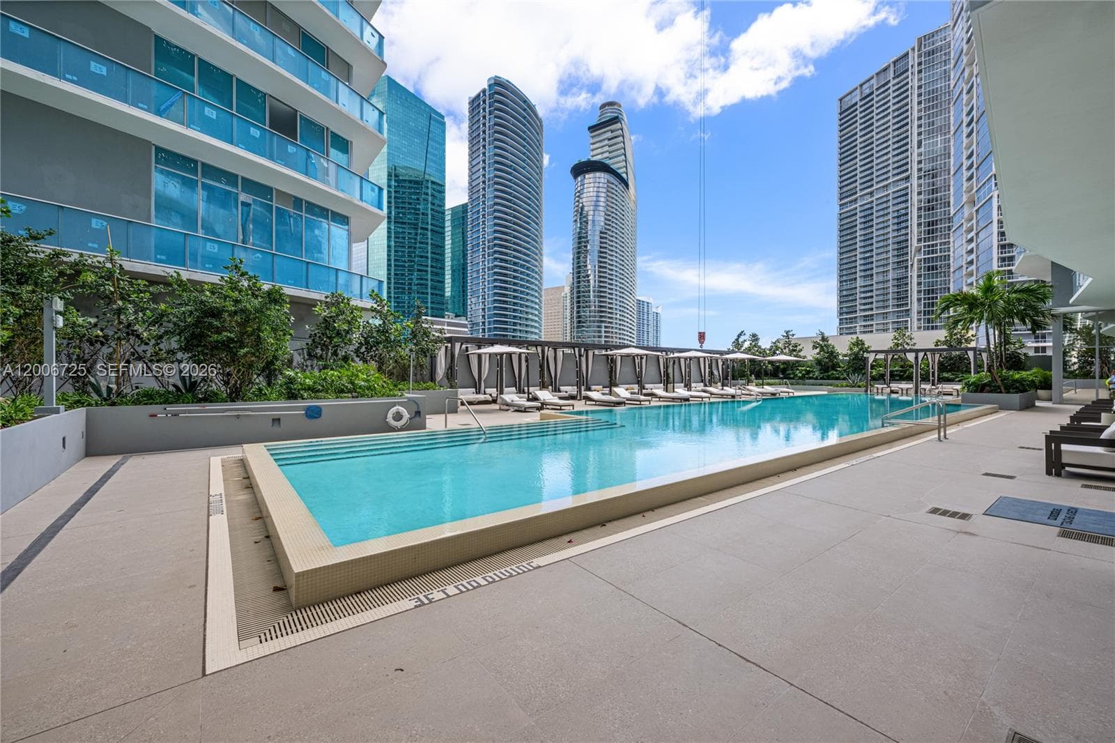 77 SE 5 # 1505, Miami FL 33131 — 7