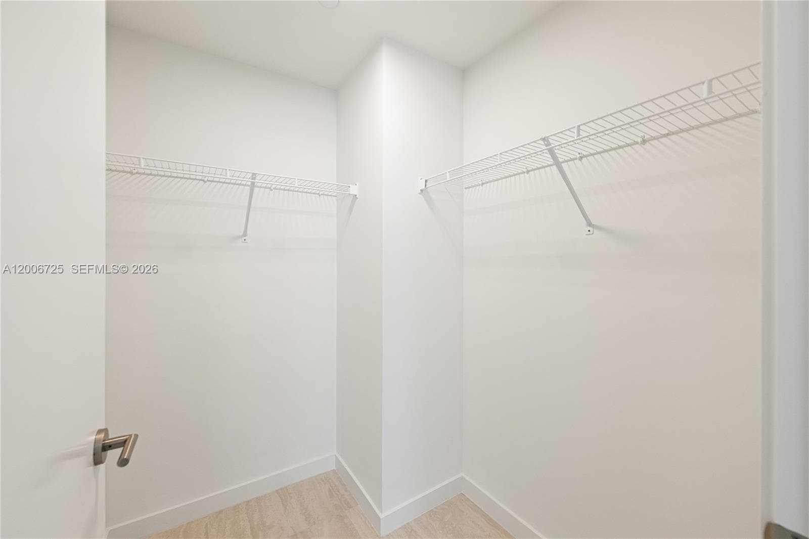 77 SE 5 # 1505, Miami FL 33131 — 30
