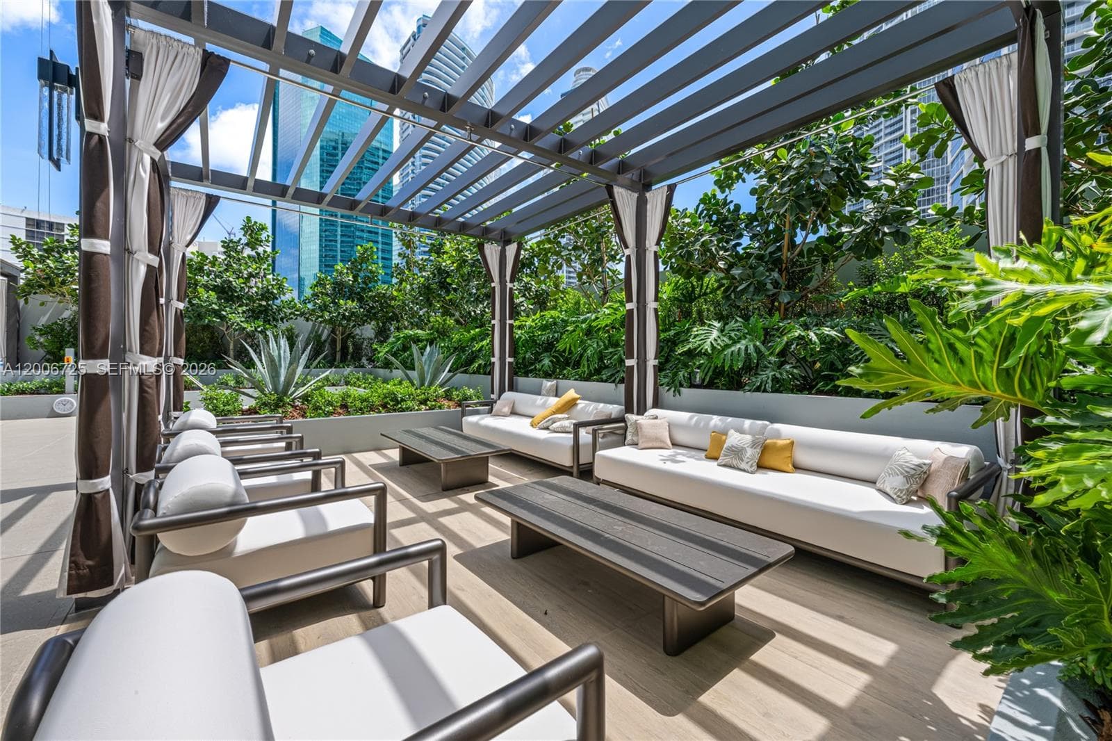 77 SE 5 # 1505, Miami FL 33131 — 10