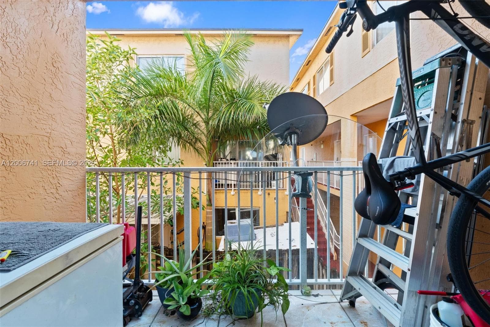 6235 Kendale Lakes Cir # 247, Miami FL 33183 — 26