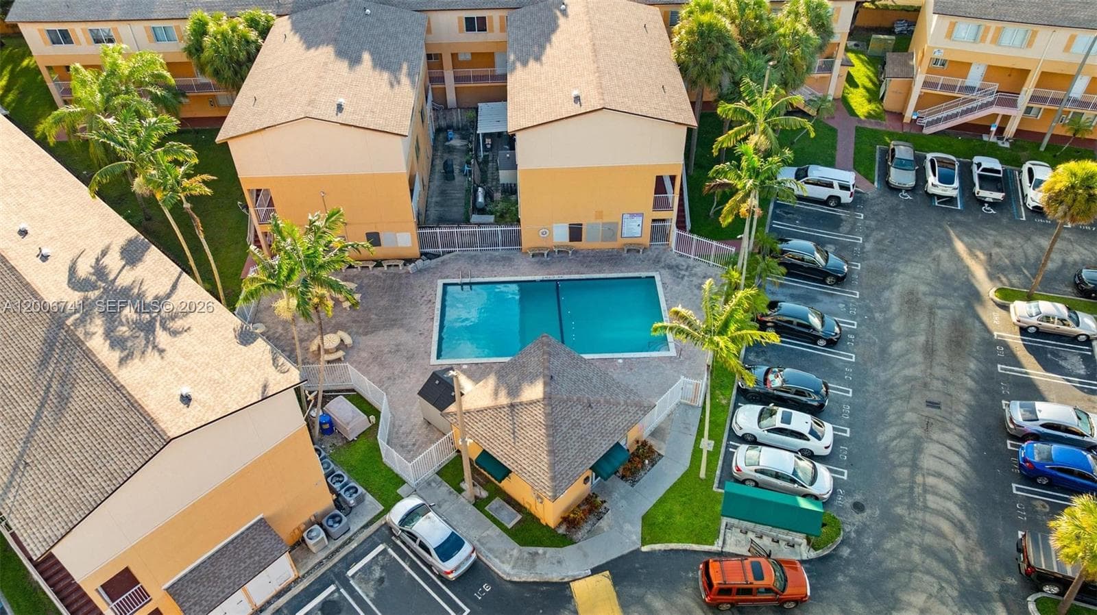 6235 Kendale Lakes Cir # 247, Miami FL 33183 — 30