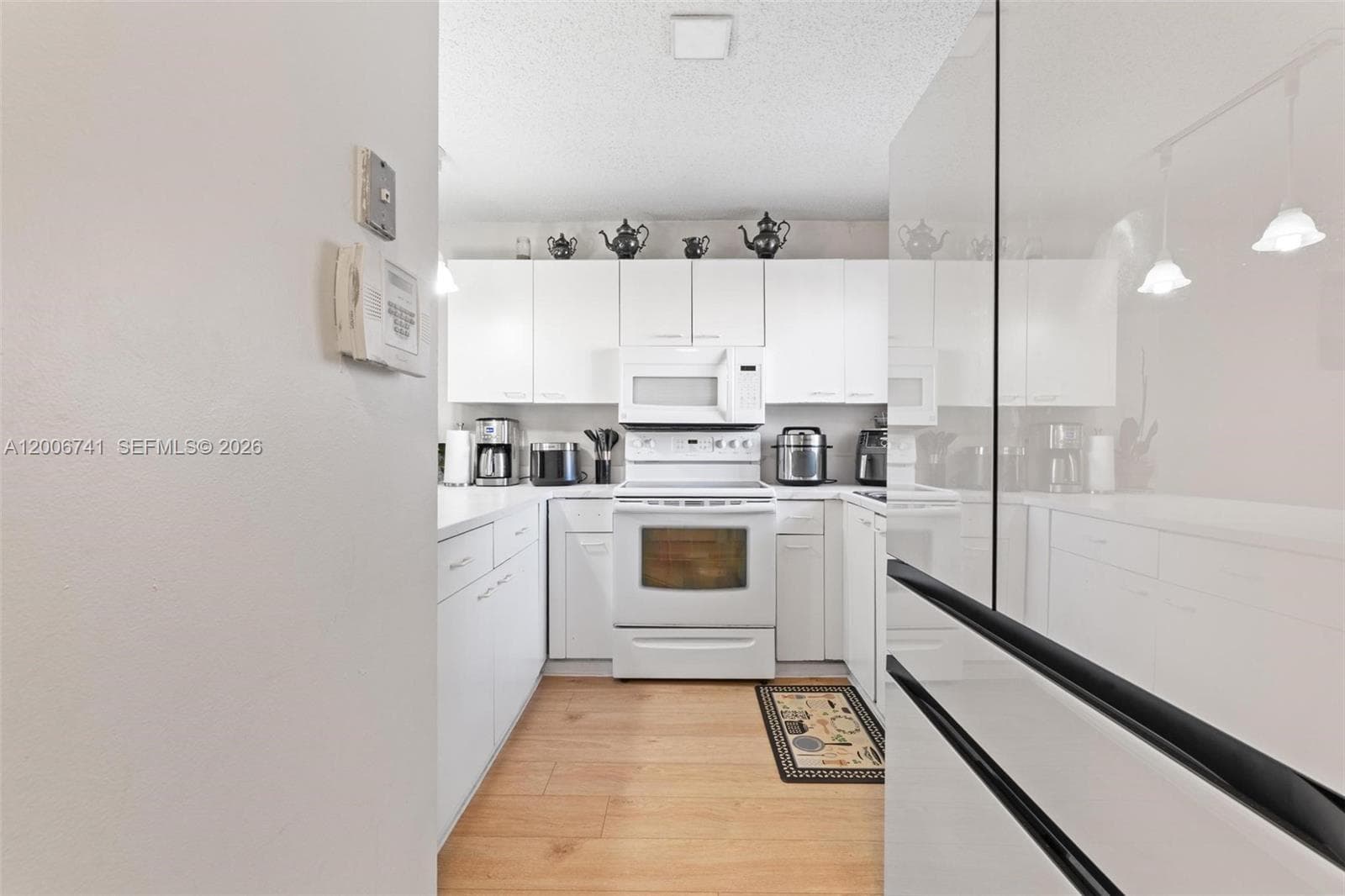 6235 Kendale Lakes Cir # 247, Miami FL 33183 — 4