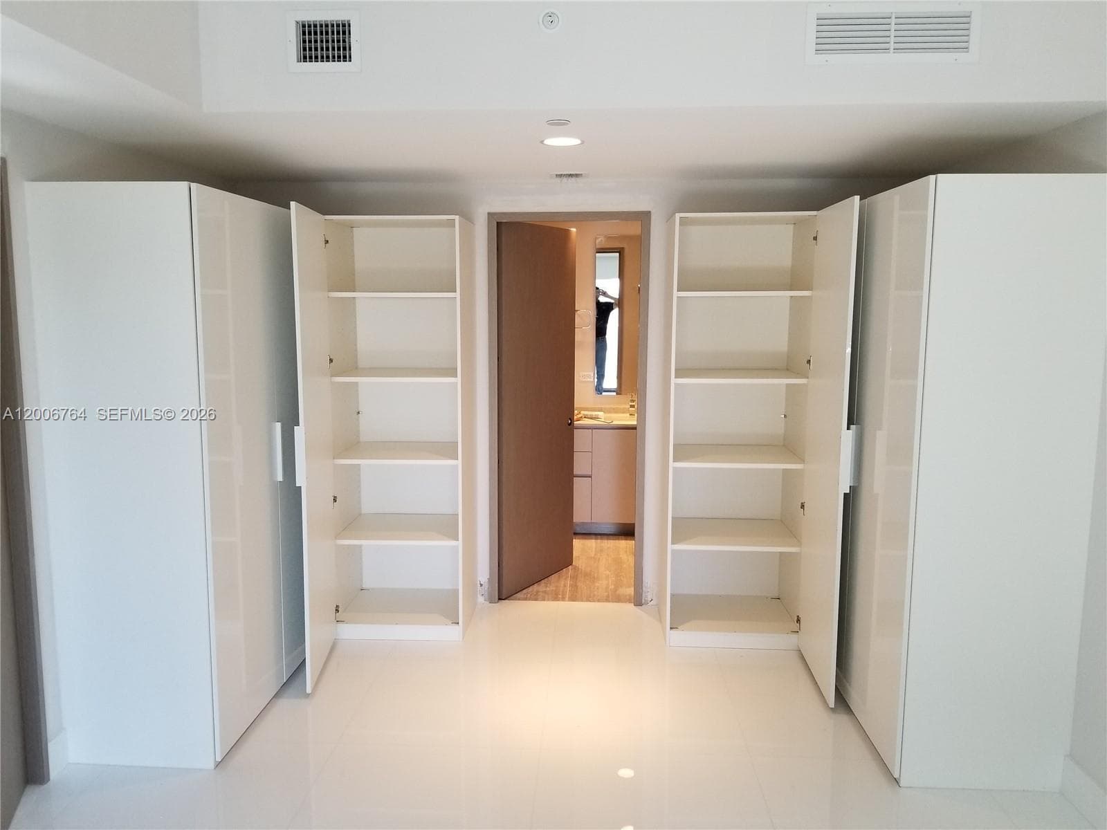 1010 Brickell Ave # 3205, Miami FL 33131 — 13