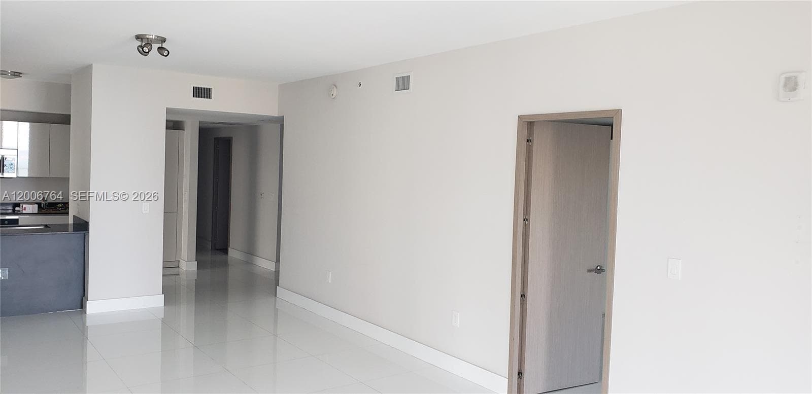 1010 Brickell Ave # 3205, Miami FL 33131 — 7