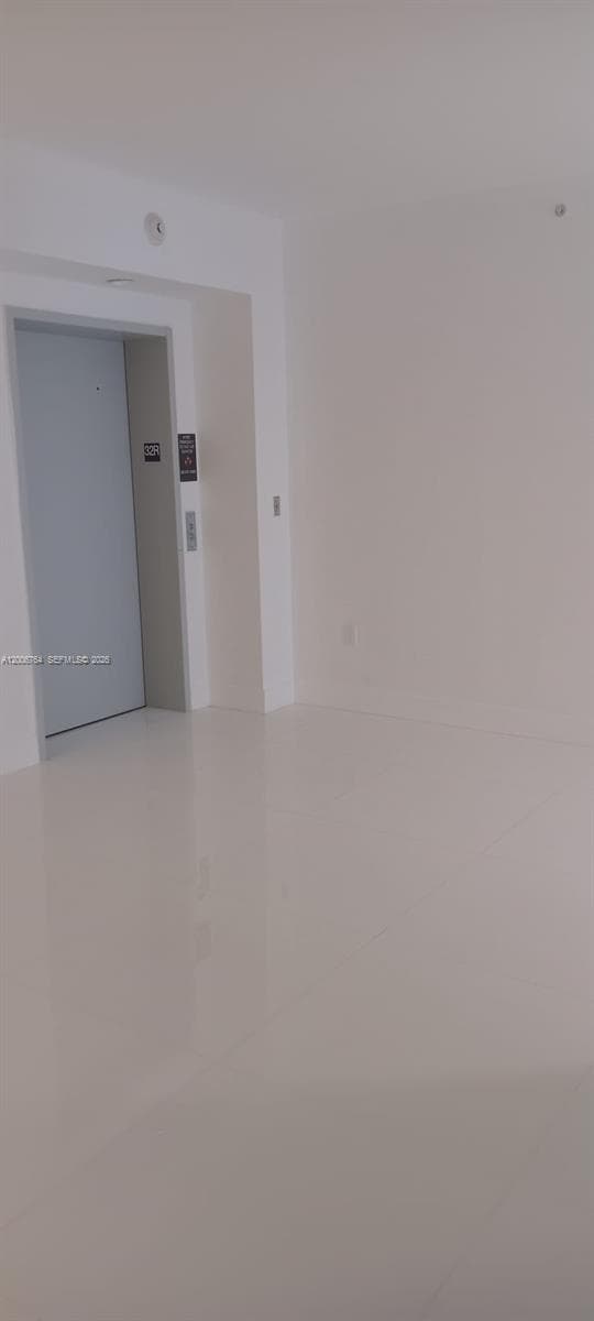 1010 Brickell Ave # 3205, Miami FL 33131 — 21
