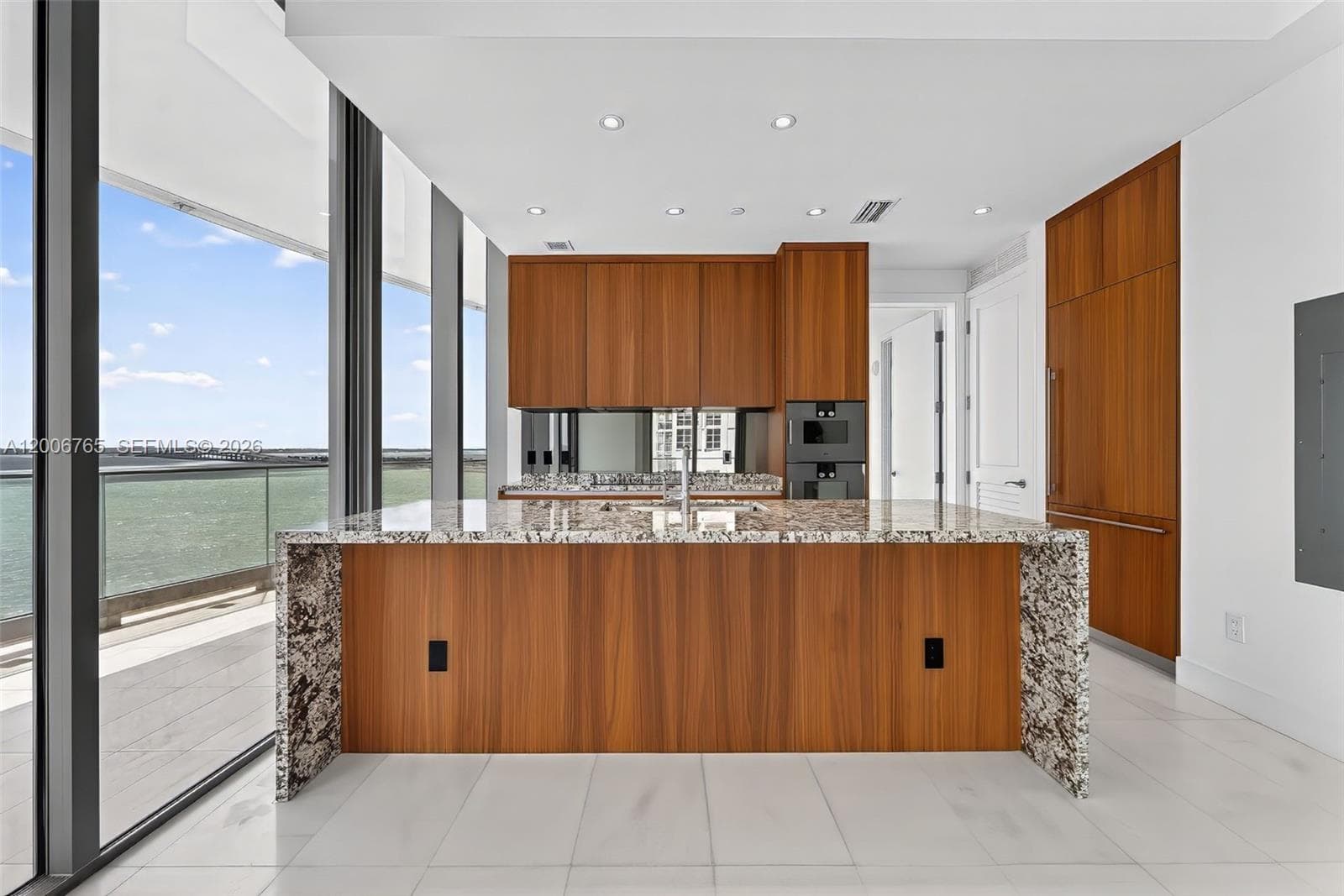 175 SE 25th Rd # 604, Miami FL 33129 — 16