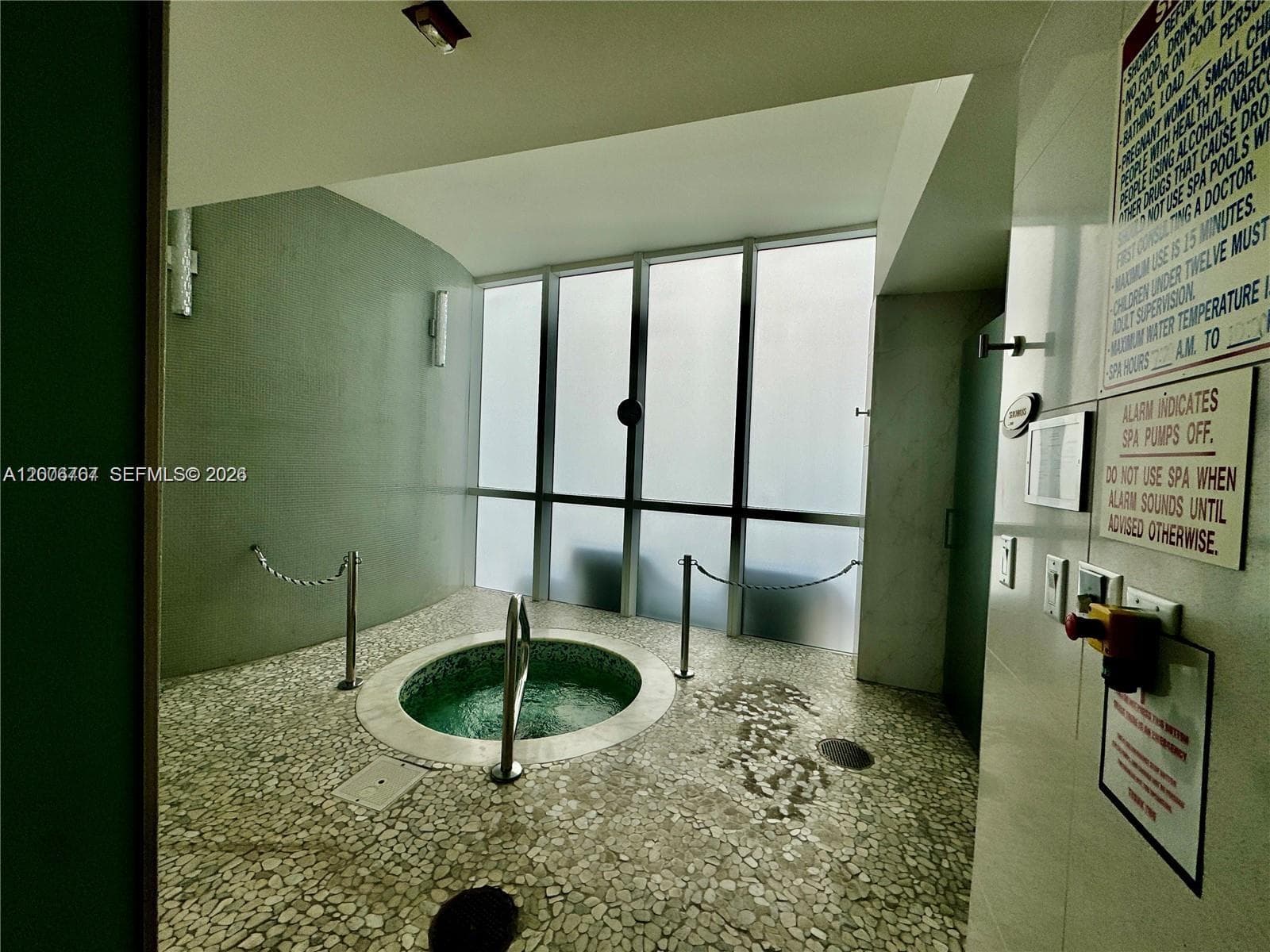 18101 Collins Ave # 3901, Sunny Isles Beach FL 33160 — 23