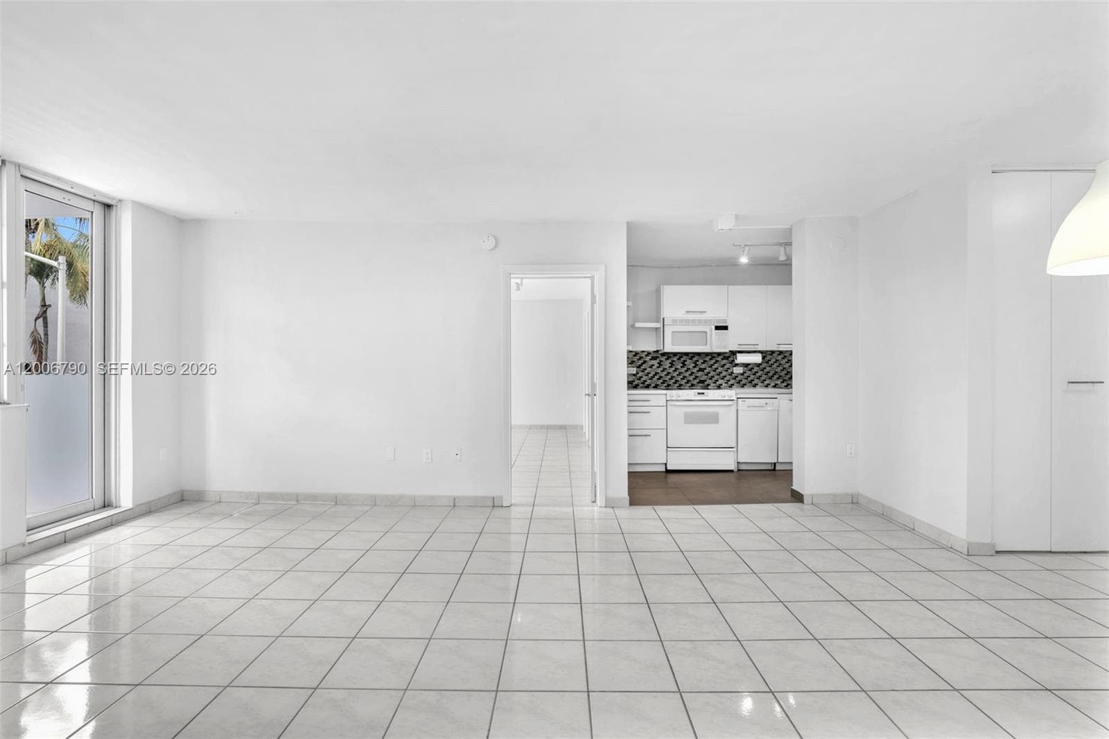 5313 Collins Ave # 204, Miami Beach FL 33140 — 6