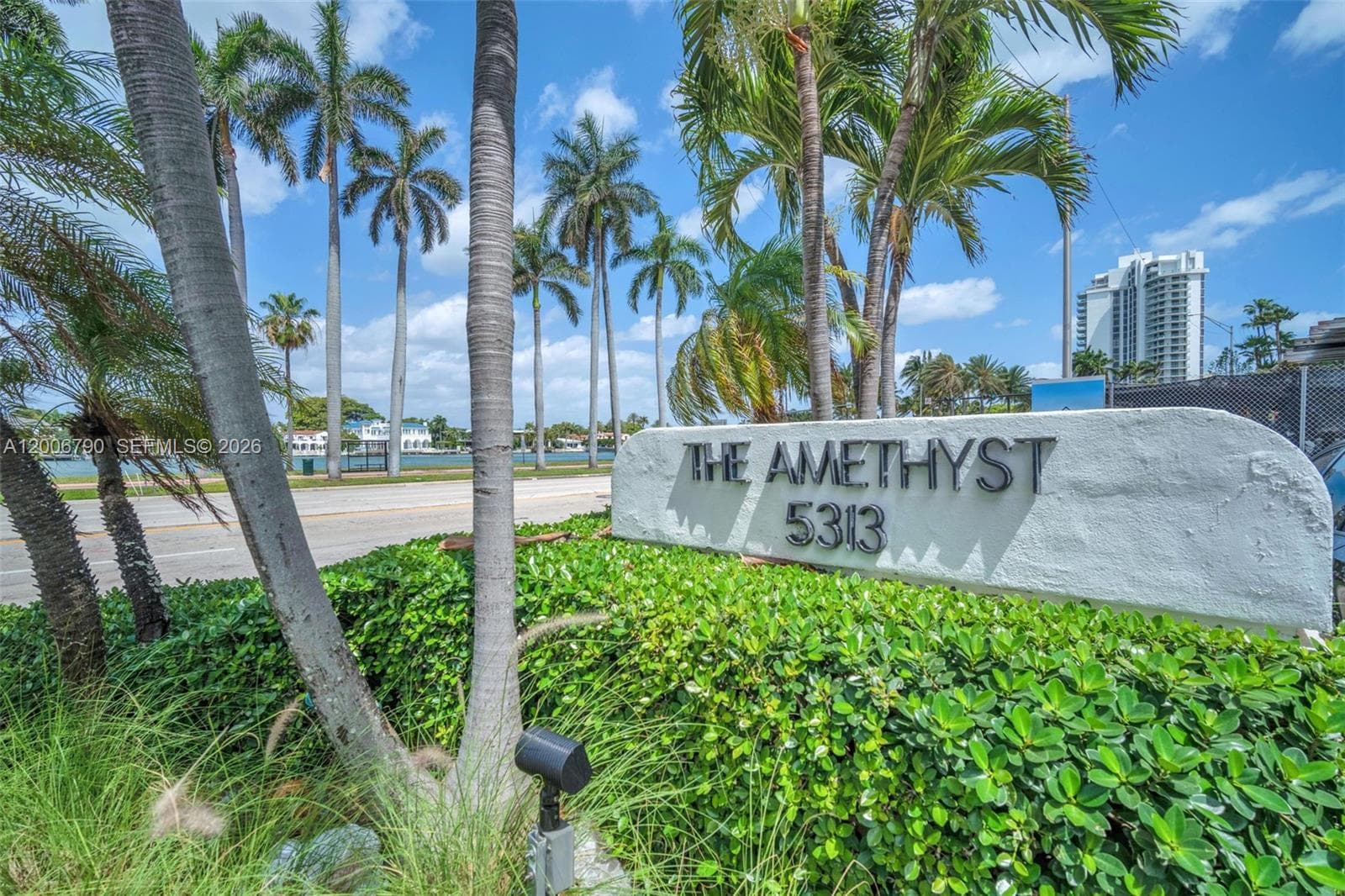 5313 Collins Ave # 204, Miami Beach FL 33140 — 3