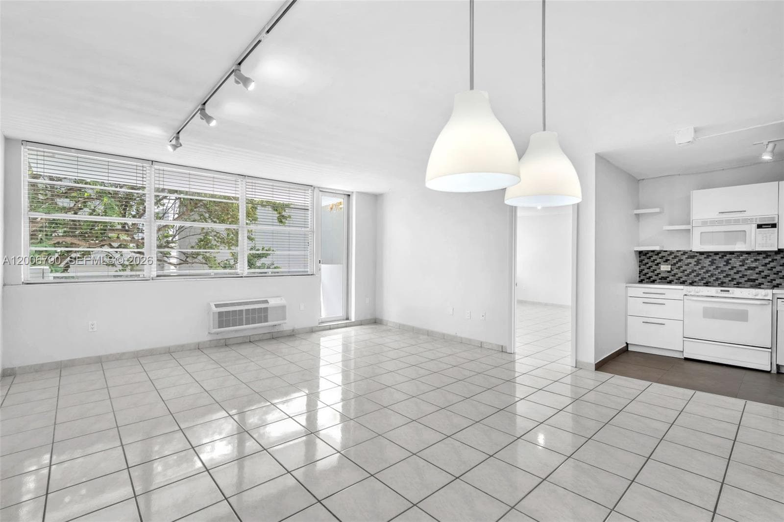 5313 Collins Ave # 204, Miami Beach FL 33140 — 5