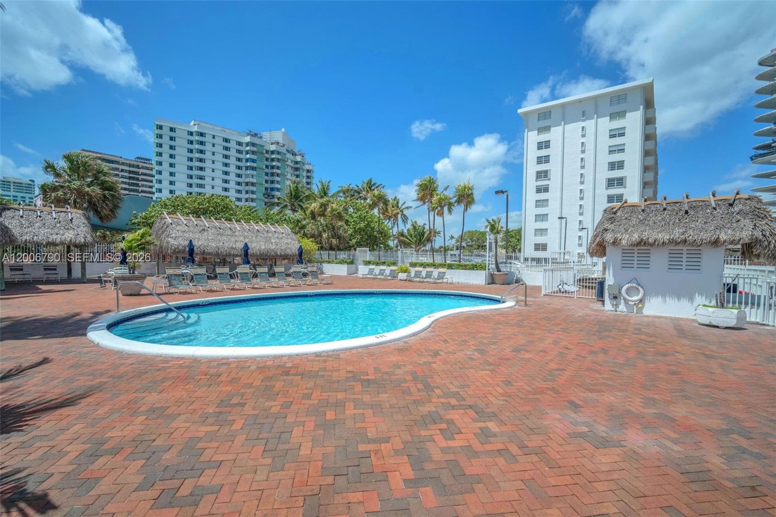5313 Collins Ave # 204, Miami Beach FL 33140 — 24