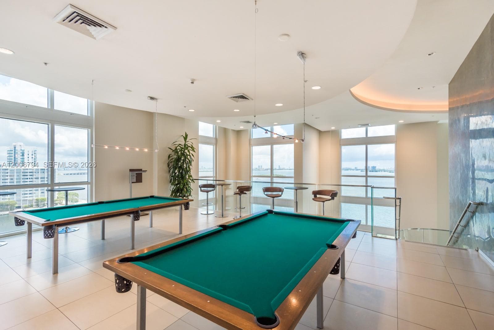1900 N Bayshore Dr # 3707, Miami FL 33132 — 27