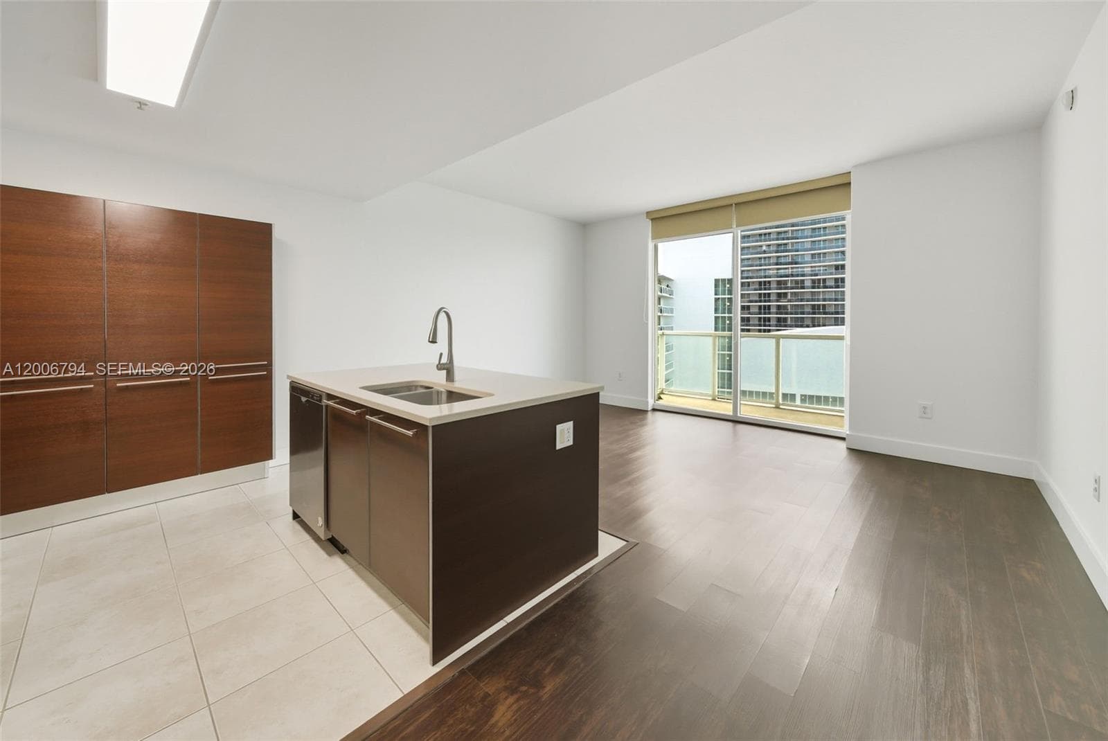 1900 N Bayshore Dr # 3707, Miami FL 33132 — 1