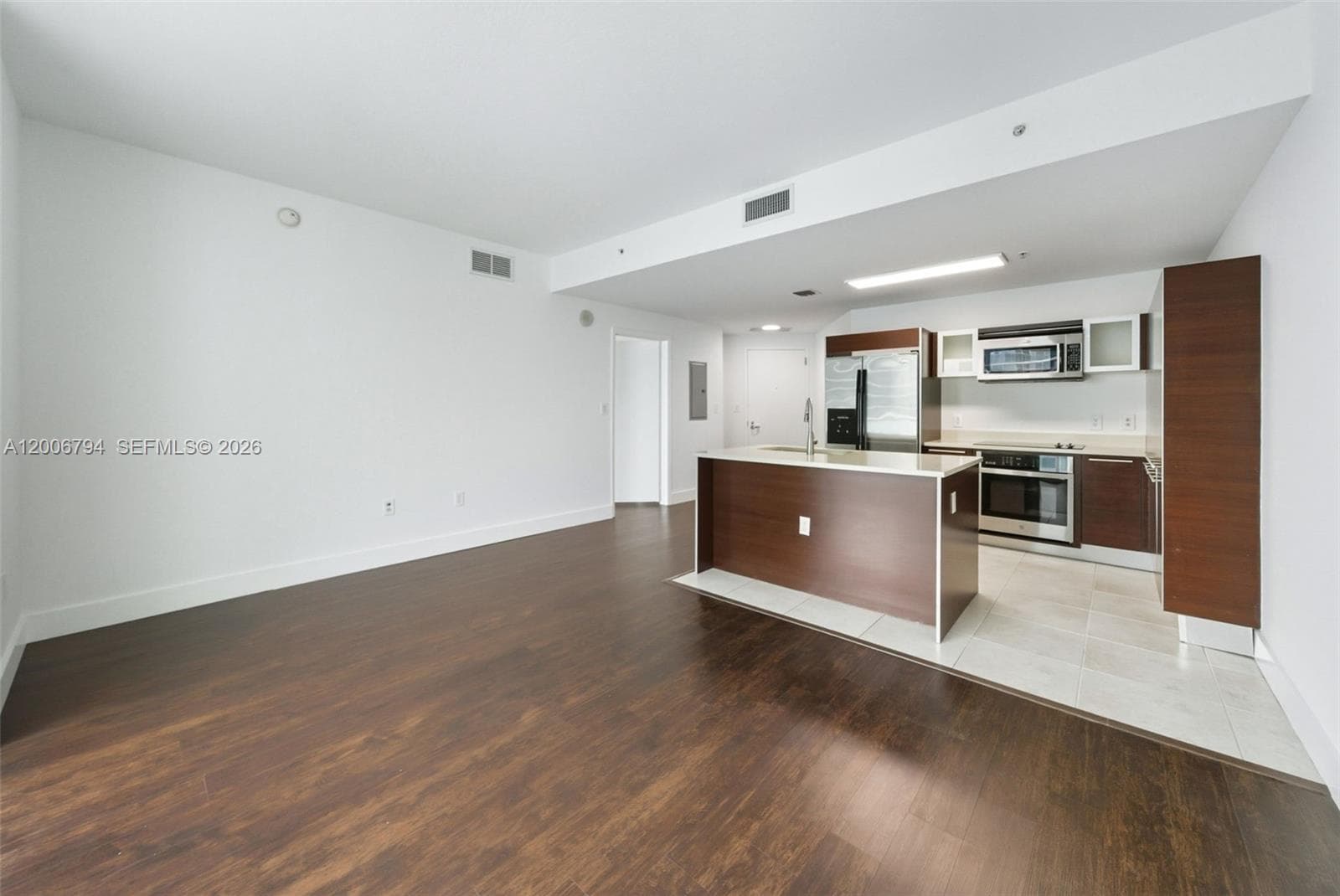 1900 N Bayshore Dr # 3707, Miami FL 33132 — 9