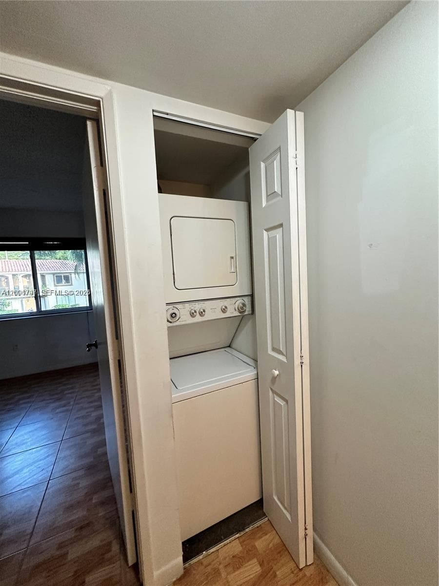 551 NW 82nd Ave # 502, Miami FL 33126 — 11