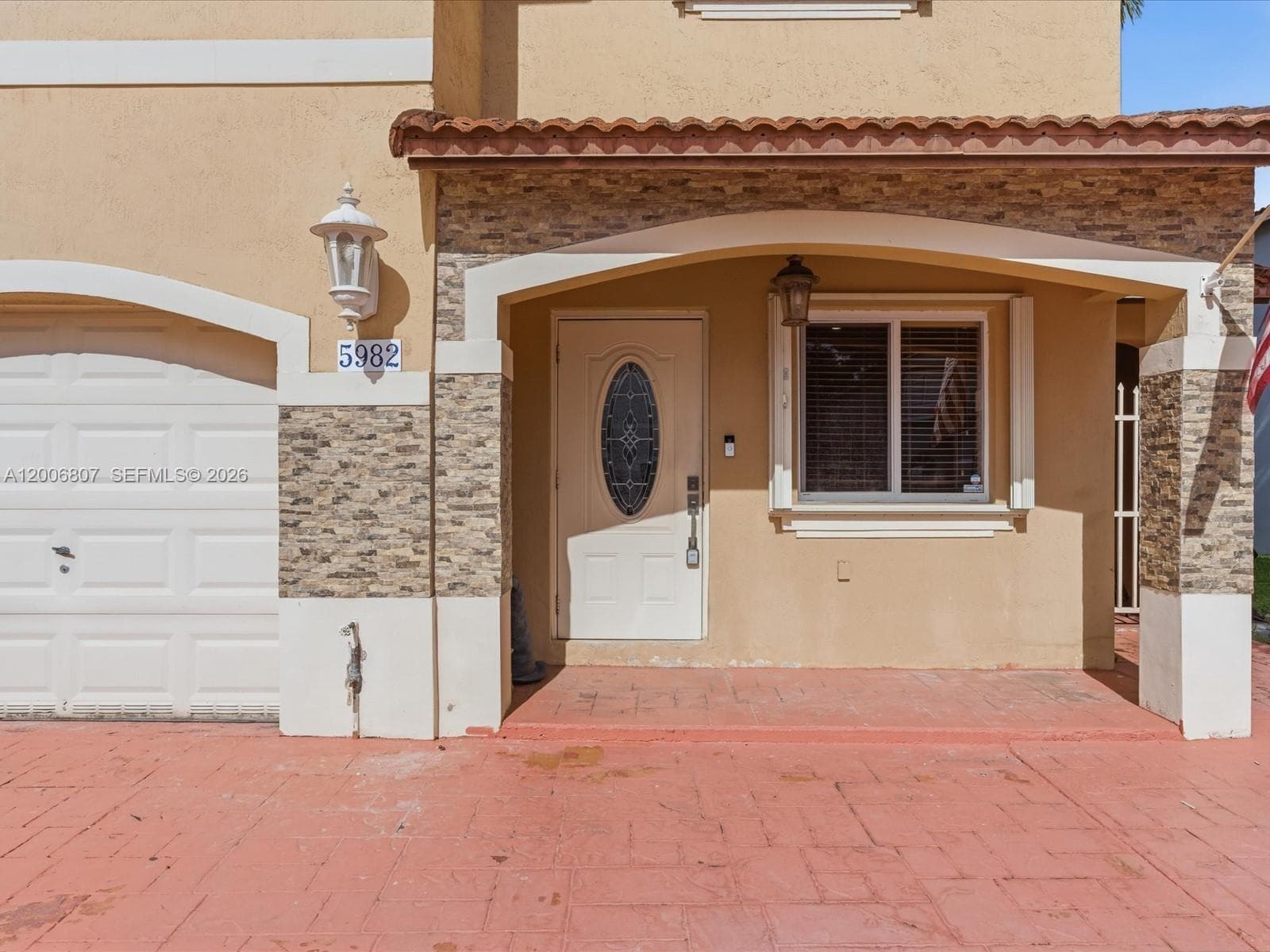 5982 SW 162nd Ct, Miami FL 33193 — 5
