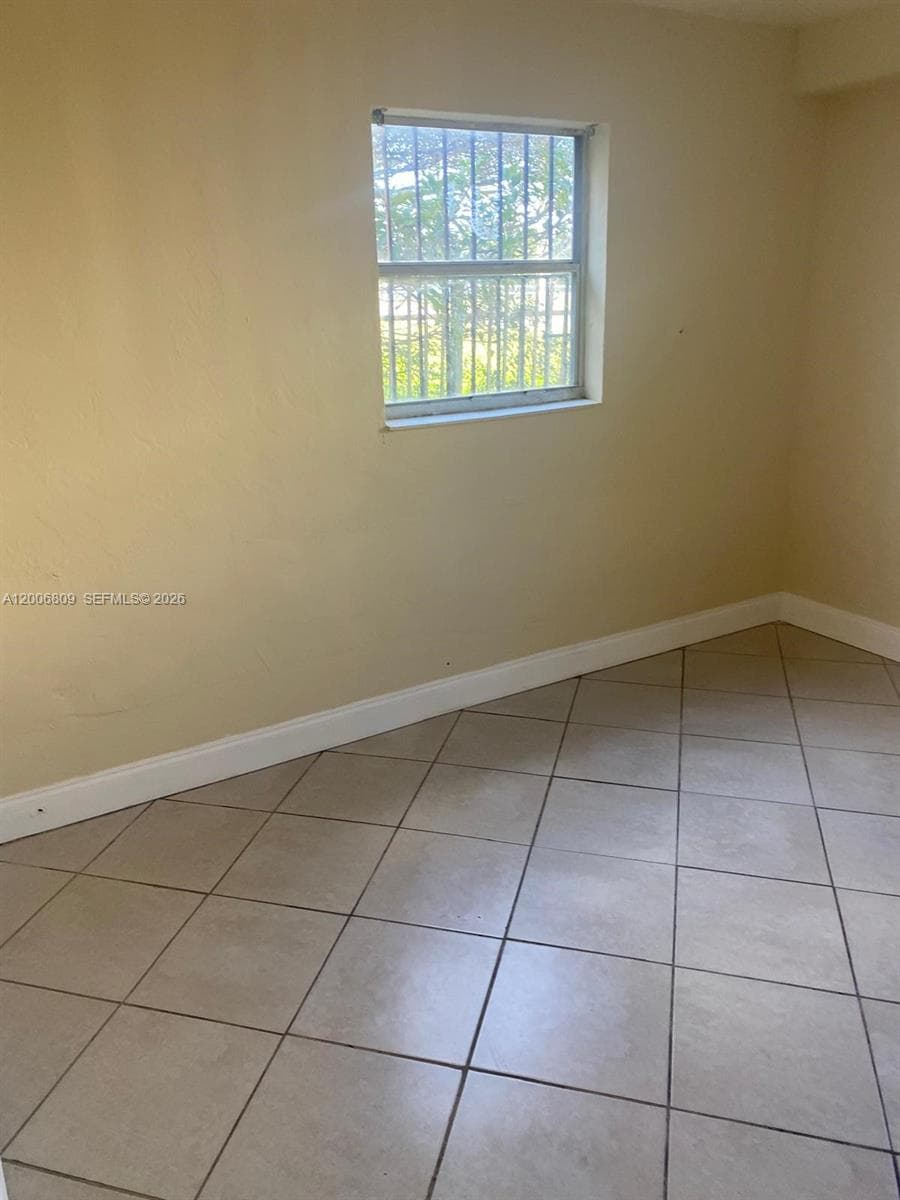 1319 NW 60th St # 4, Miami FL 33142 — 14