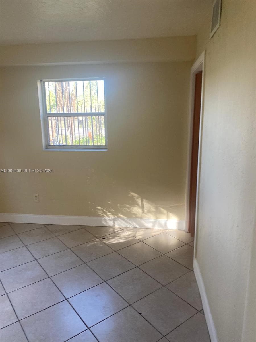 1319 NW 60th St # 4, Miami FL 33142 — 15