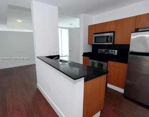 2200 NE 4th Ave # 803, Miami FL 33137 — 7