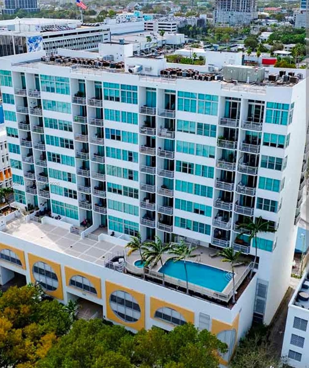 2200 NE 4th Ave # 803, Miami FL 33137 — 1