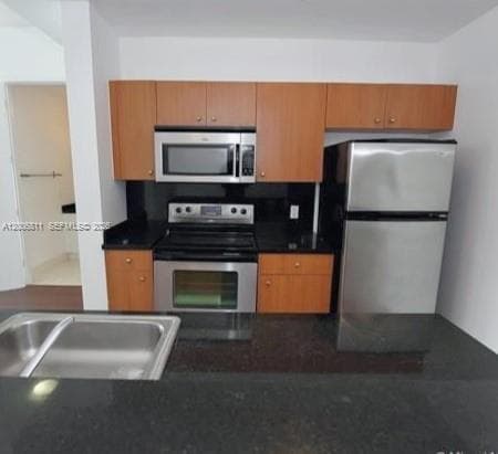 2200 NE 4th Ave # 803, Miami FL 33137 — 9