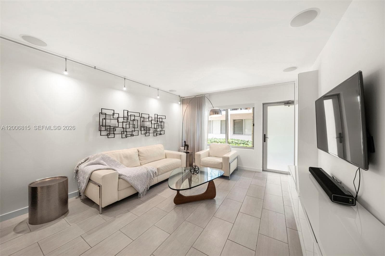 2130 Park Ave # 3, Miami Beach FL 33139 — 3