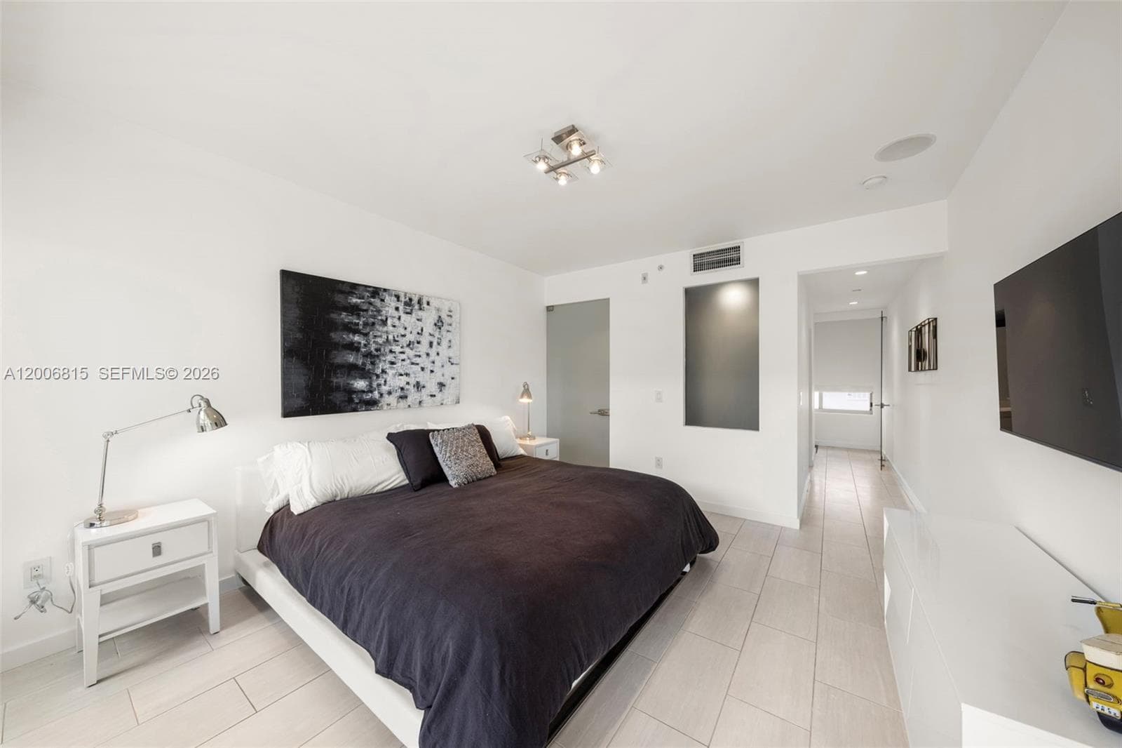 2130 Park Ave # 3, Miami Beach FL 33139 — 11